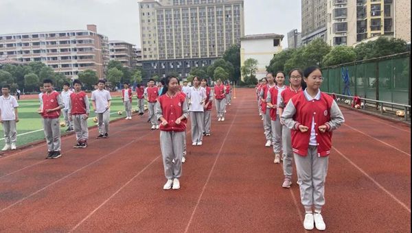 正在上傳...
